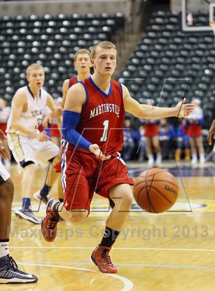Thumbnail 3 in Martinsville vs. Decatur Central (Bankers Life Fieldhouse Challenge) photogallery.
