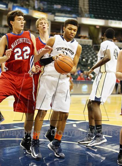 Thumbnail 3 in Martinsville vs. Decatur Central (Bankers Life Fieldhouse Challenge) photogallery.