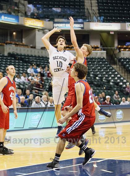 Thumbnail 1 in Martinsville vs. Decatur Central (Bankers Life Fieldhouse Challenge) photogallery.