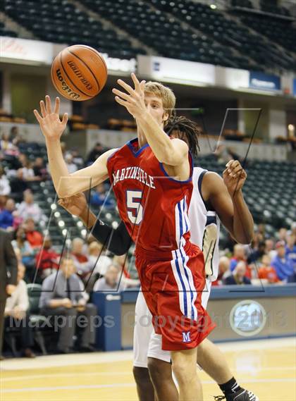 Thumbnail 1 in Martinsville vs. Decatur Central (Bankers Life Fieldhouse Challenge) photogallery.