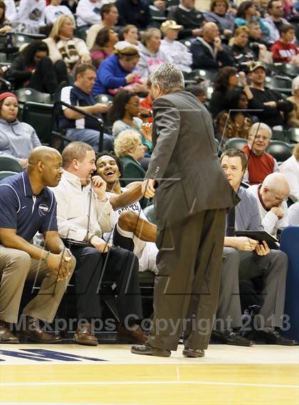 Thumbnail 3 in Martinsville vs. Decatur Central (Bankers Life Fieldhouse Challenge) photogallery.