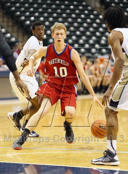 Thumbnail 2 in Martinsville vs. Decatur Central (Bankers Life Fieldhouse Challenge) photogallery.