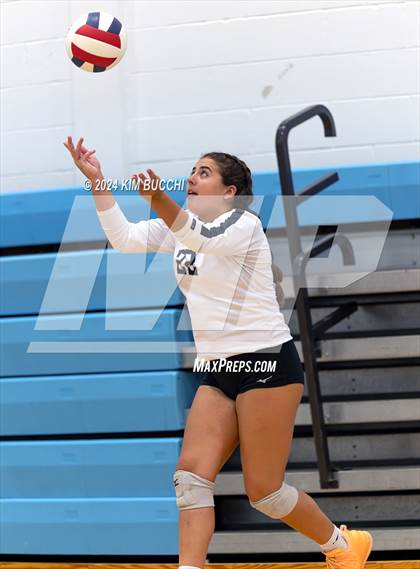 Thumbnail 3 in Oak Glen vs. Martinsburg (Philip Barbour Tournament) photogallery.