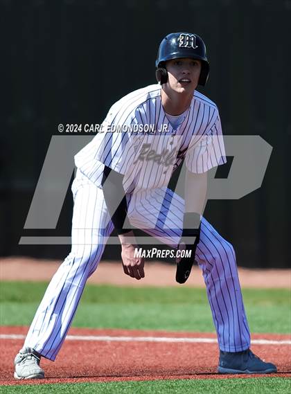 Thumbnail 2 in Metamora vs. Hendersonville photogallery.