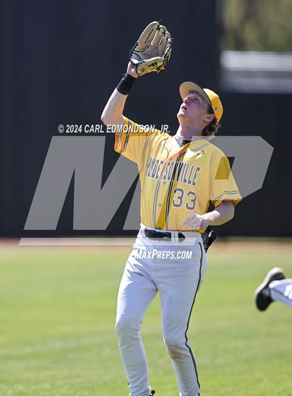 Thumbnail 3 in Metamora vs. Hendersonville photogallery.