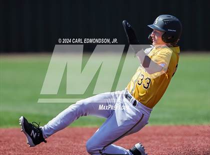 Thumbnail 1 in Metamora vs. Hendersonville photogallery.