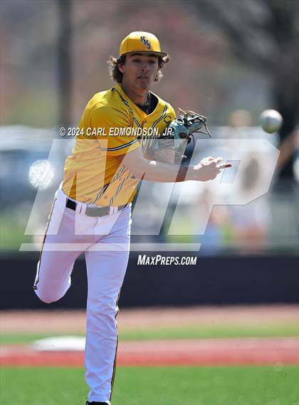 Thumbnail 1 in Metamora vs. Hendersonville photogallery.