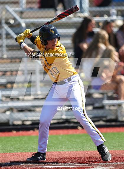 Thumbnail 2 in Metamora vs. Hendersonville photogallery.