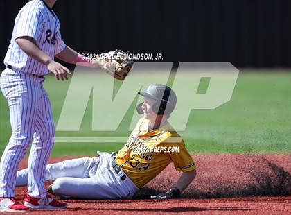 Thumbnail 2 in Metamora vs. Hendersonville photogallery.