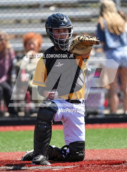 Thumbnail 1 in Metamora vs. Hendersonville photogallery.