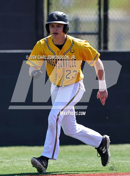 Thumbnail 1 in Metamora vs. Hendersonville photogallery.