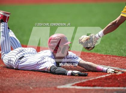 Thumbnail 1 in Metamora vs. Hendersonville photogallery.