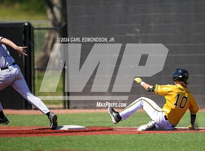 Thumbnail 2 in Metamora vs. Hendersonville photogallery.
