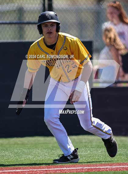 Thumbnail 3 in Metamora vs. Hendersonville photogallery.