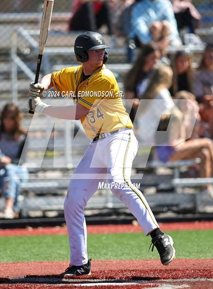 Thumbnail 3 in Metamora vs. Hendersonville photogallery.