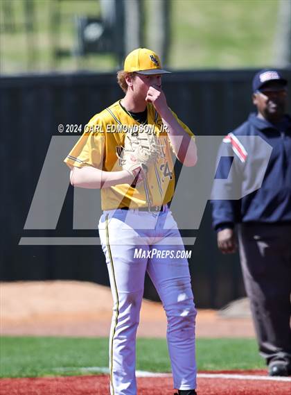 Thumbnail 2 in Metamora vs. Hendersonville photogallery.