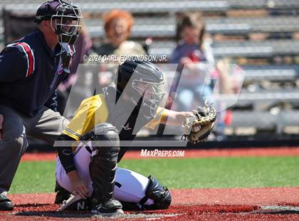 Thumbnail 2 in Metamora vs. Hendersonville photogallery.