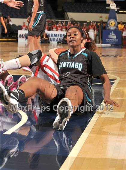 Thumbnail 2 in Santiago vs. Mater Dei (CIF SS D1AA Semifinal) photogallery.