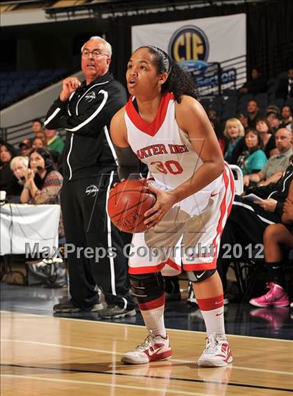 Thumbnail 3 in Santiago vs. Mater Dei (CIF SS D1AA Semifinal) photogallery.
