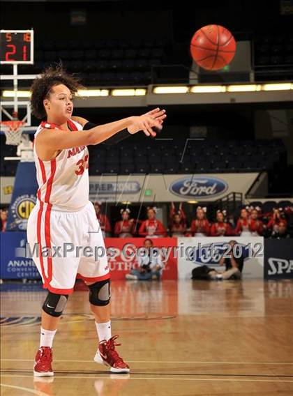 Thumbnail 3 in Santiago vs. Mater Dei (CIF SS D1AA Semifinal) photogallery.