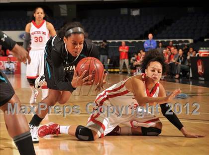 Thumbnail 1 in Santiago vs. Mater Dei (CIF SS D1AA Semifinal) photogallery.