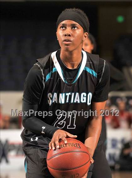 Thumbnail 2 in Santiago vs. Mater Dei (CIF SS D1AA Semifinal) photogallery.