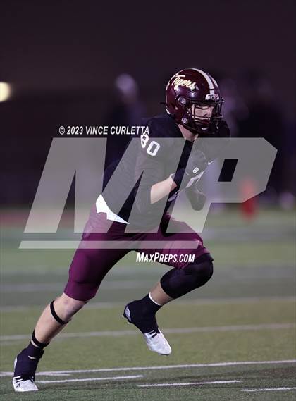 Thumbnail 2 in Vista Ridge @ Dripping Springs (UIL 6A Football Bi-District Playoff) photogallery.