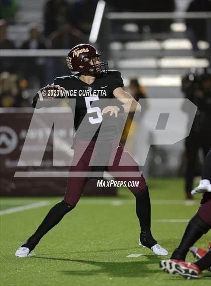 Thumbnail 1 in Vista Ridge @ Dripping Springs (UIL 6A Football Bi-District Playoff) photogallery.