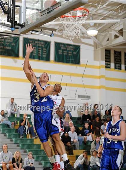 Thumbnail 2 in Karns vs. West (Knoxville Catholic Pilot Tournament) photogallery.
