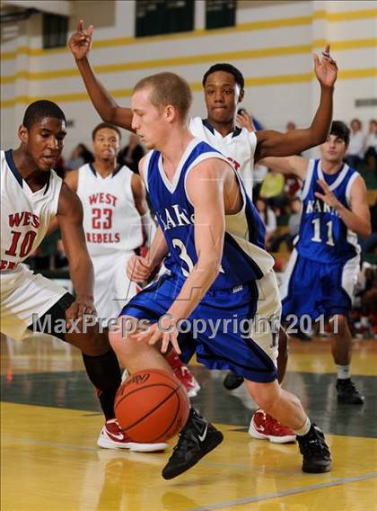 Thumbnail 1 in Karns vs. West (Knoxville Catholic Pilot Tournament) photogallery.