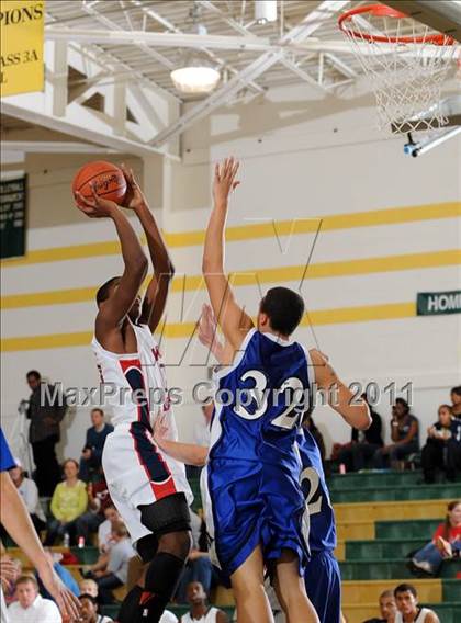 Thumbnail 2 in Karns vs. West (Knoxville Catholic Pilot Tournament) photogallery.