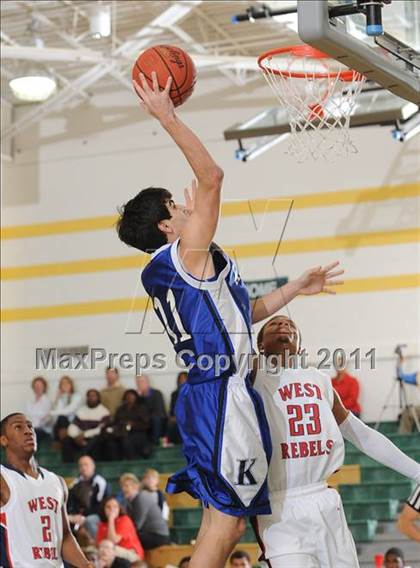 Thumbnail 2 in Karns vs. West (Knoxville Catholic Pilot Tournament) photogallery.