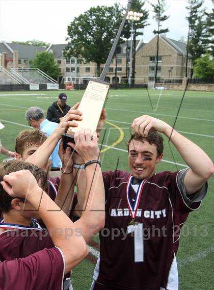 Thumbnail 1 in Jamesville-DeWitt vs. Garden City (NYSPHSAA Class B Final) photogallery.