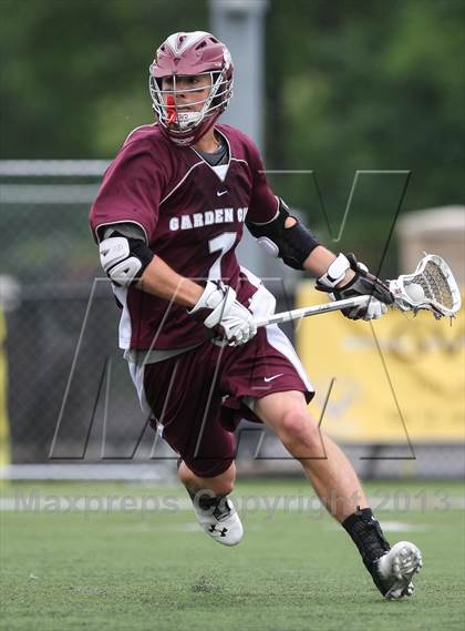 Thumbnail 2 in Jamesville-DeWitt vs. Garden City (NYSPHSAA Class B Final) photogallery.