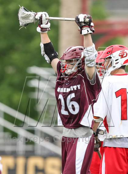 Thumbnail 3 in Jamesville-DeWitt vs. Garden City (NYSPHSAA Class B Final) photogallery.