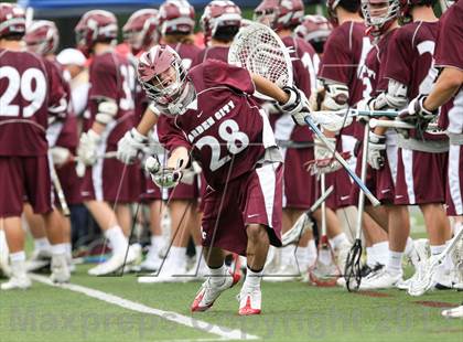 Thumbnail 3 in Jamesville-DeWitt vs. Garden City (NYSPHSAA Class B Final) photogallery.
