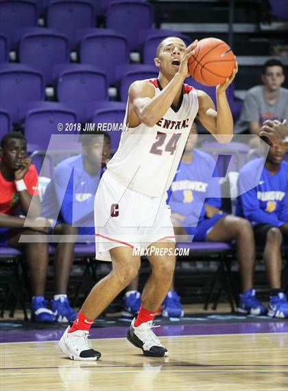 Thumbnail 2 in Brunswick vs La Crosse Central (City of Palms Classic) photogallery.