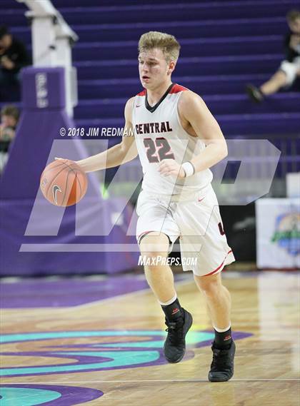 Thumbnail 3 in Brunswick vs La Crosse Central (City of Palms Classic) photogallery.