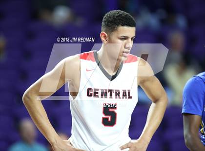 Thumbnail 3 in Brunswick vs La Crosse Central (City of Palms Classic) photogallery.