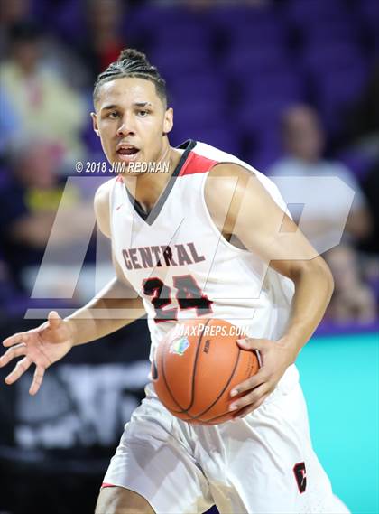 Thumbnail 1 in Brunswick vs La Crosse Central (City of Palms Classic) photogallery.