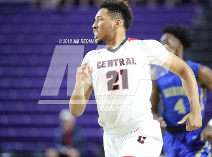 Thumbnail 1 in Brunswick vs La Crosse Central (City of Palms Classic) photogallery.