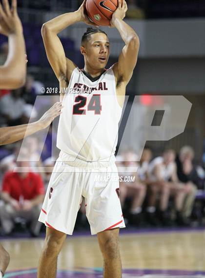 Thumbnail 3 in Brunswick vs La Crosse Central (City of Palms Classic) photogallery.