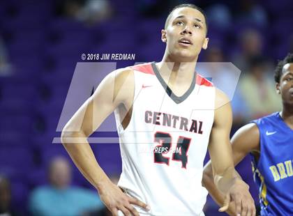 Thumbnail 3 in Brunswick vs La Crosse Central (City of Palms Classic) photogallery.