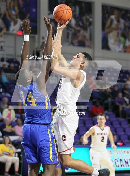 Thumbnail 2 in Brunswick vs La Crosse Central (City of Palms Classic) photogallery.