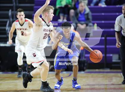 Thumbnail 2 in Brunswick vs La Crosse Central (City of Palms Classic) photogallery.