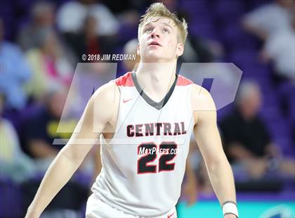 Thumbnail 3 in Brunswick vs La Crosse Central (City of Palms Classic) photogallery.
