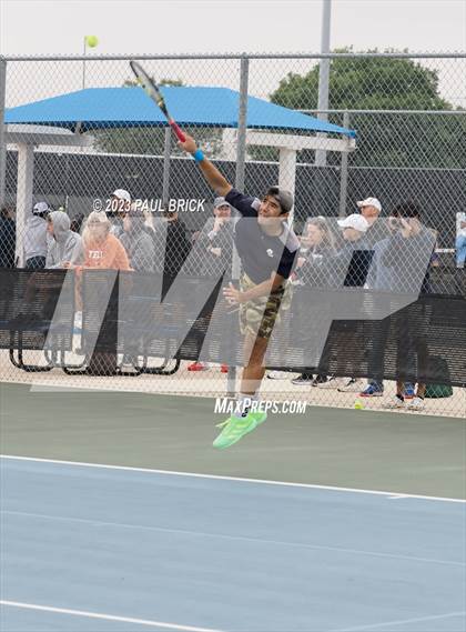 Thumbnail 1 in UIL 5A Tennis Boys and Mixed Doubles Semifinals photogallery.