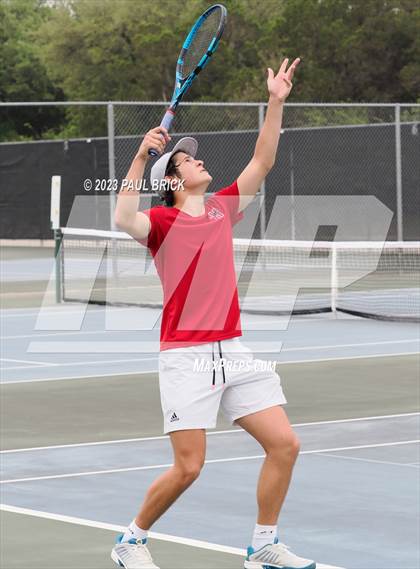 Thumbnail 2 in UIL 5A Tennis Boys and Mixed Doubles Semifinals photogallery.