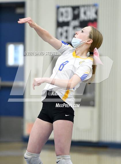 Thumbnail 3 in El Camino @ Del Campo photogallery.