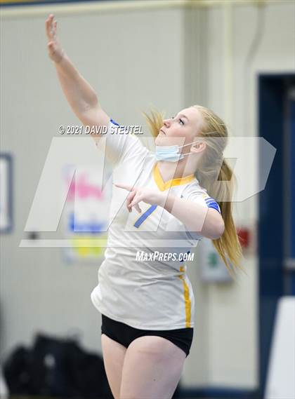 Thumbnail 3 in El Camino @ Del Campo photogallery.